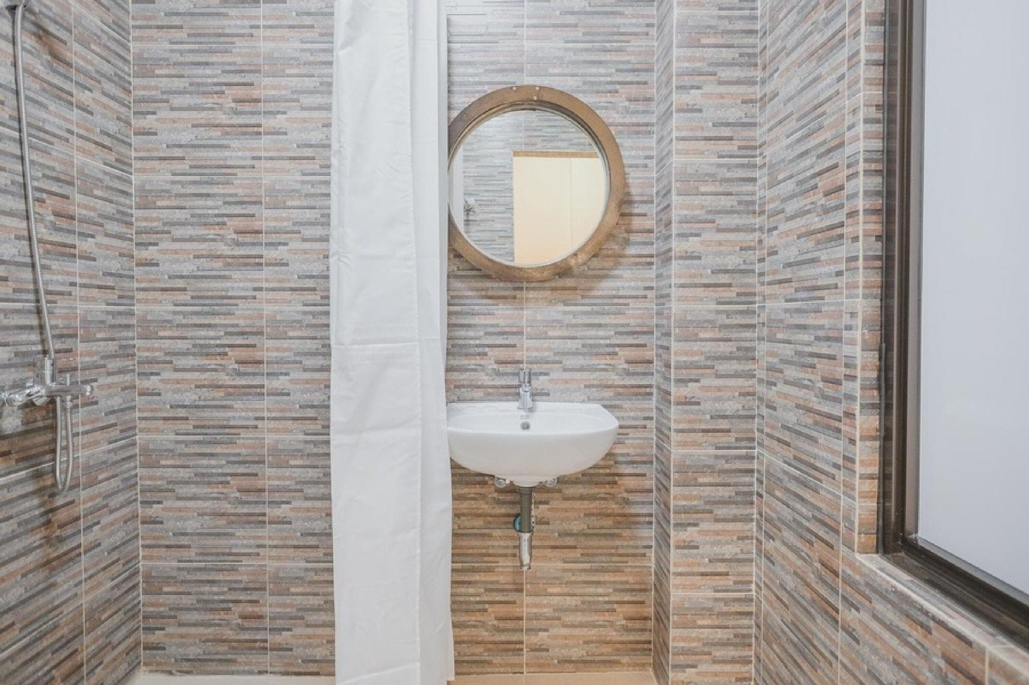 Reddoorz Plus Near Soekarno Hatta Airport 2 Тангеранг Екстериор снимка