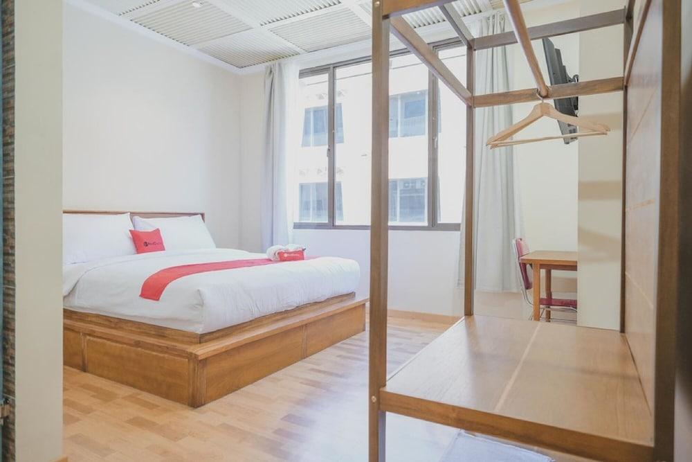 Reddoorz Plus Near Soekarno Hatta Airport 2 Тангеранг Екстериор снимка