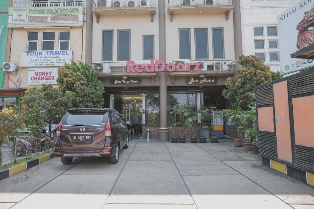 Reddoorz Plus Near Soekarno Hatta Airport 2 Тангеранг Екстериор снимка